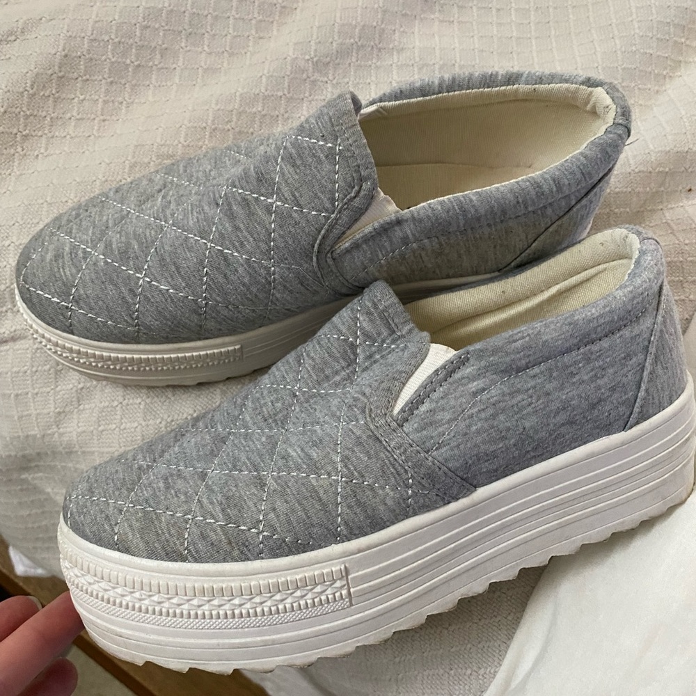 Platform sneakers